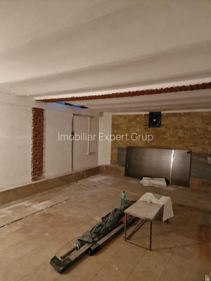 Zona Unirii Carol  stradal  S+P +1+M 370 mp de Vanzare - 4