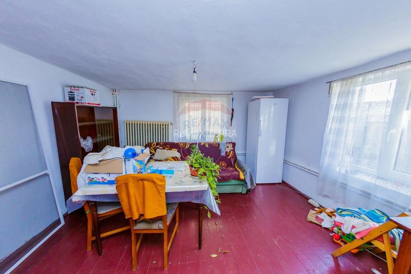 Proprietate rezidentiala de vanzare la 2 pasi de Parcul Regina Maria - 15