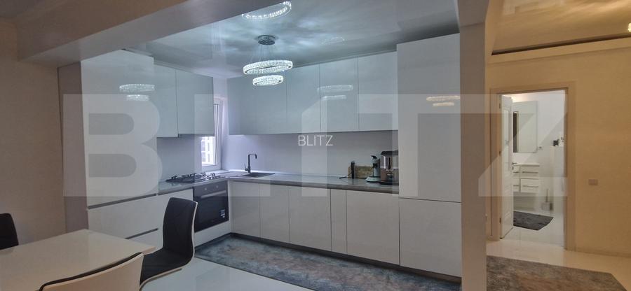 Apartament 3 camere, 2 bai, etaj intermediar, zona Eroilor, parcare inclusa  - 2