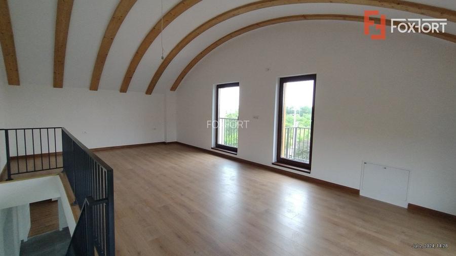 Apartament 3 camere, Zona Freidorf - Scara interioara, terasa 21 mp - 21