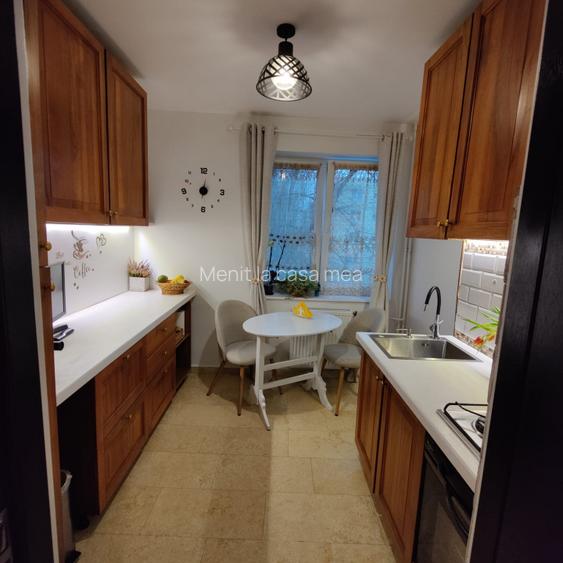 apartament decomandat zona nord etaj 2 - 9