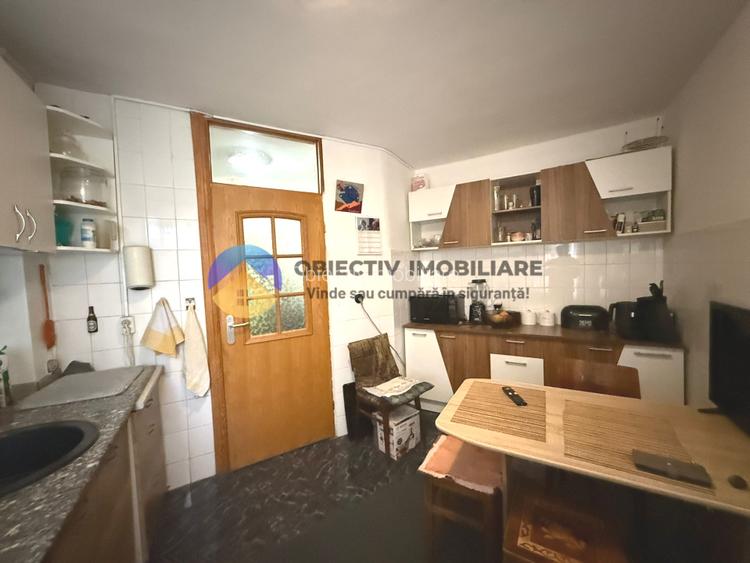 Apartament 3 camere de vânzare – zona centrala – Etaj 1 - 10