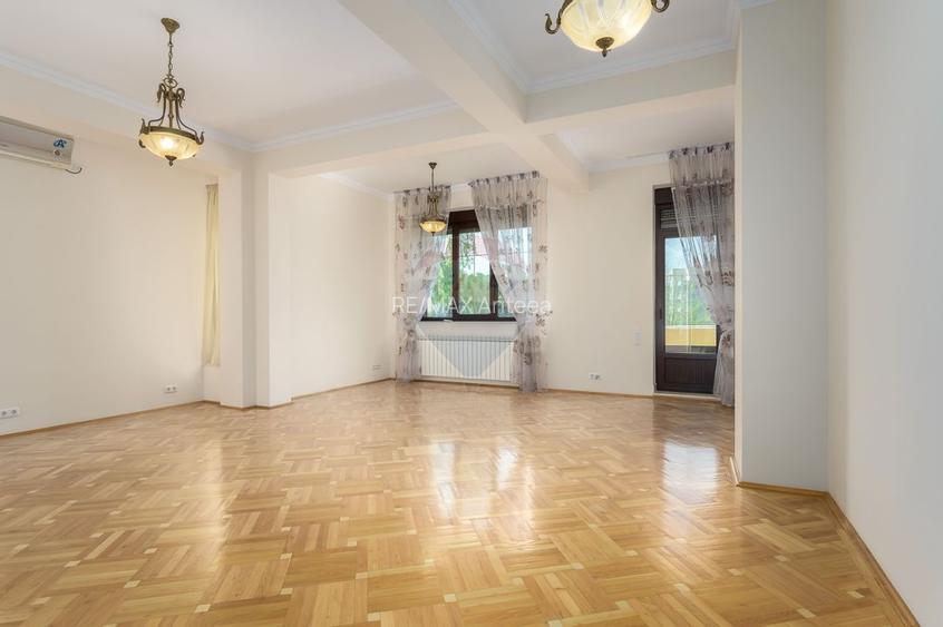 Casă Elegantă și Modernă în Pipera, Aproape de Erou Iancu Nicolae - 9