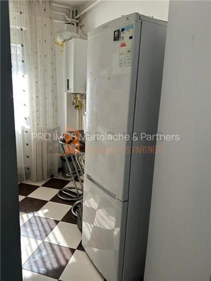 Garsoniera decomandata cf 1 zona Micro 3 - 4