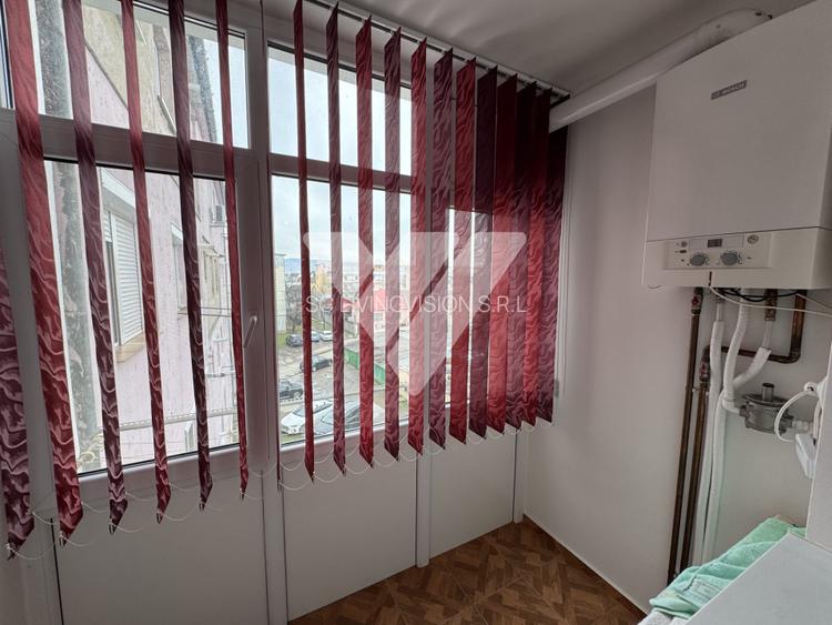 Apartament 3 camere si balcon etaj 3 de vanzare in Sibiu - 4