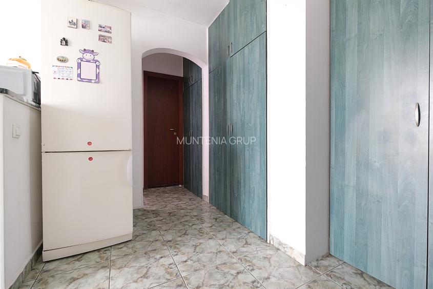 BANEASA - Str. Marinarilor, apartament 2 camere decomandate mobilate si utilate - 4
