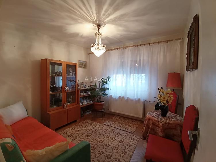 Zona Complexul Studentesc apartament model mare de 3 camere decomandat ! - 4