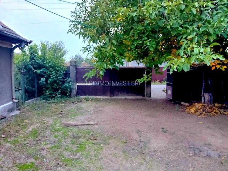Casa de vanzare cu 4 camere Proprietar-22000Euro - 3