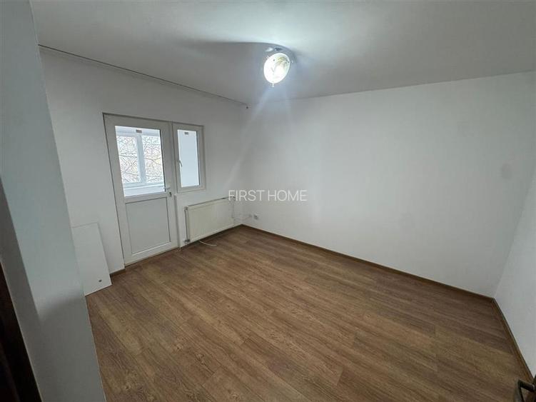 Ap 2 cam, 60 mp utili, et 2/3, hol patrat logie si balcon,renovat ! - 12