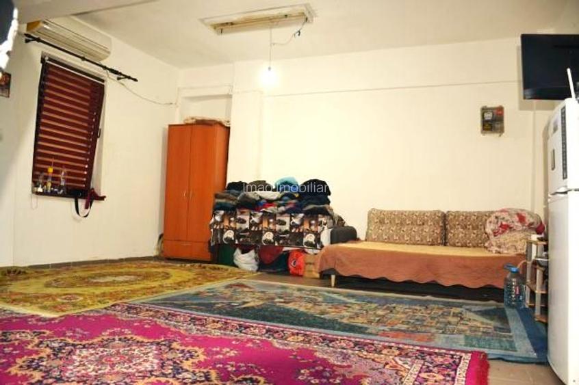 Ocazie! GARSONIERA de vanzare in Voinesti, ultracentral langa Primarie. - 3