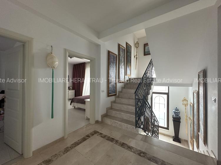 Vila deosebita pe Iancu Nicolae  I  Garaj 2 mașini și curte 500 mp - 6