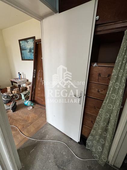 Apartament de vanzare 2 camere, in zona Micro 3 - 7