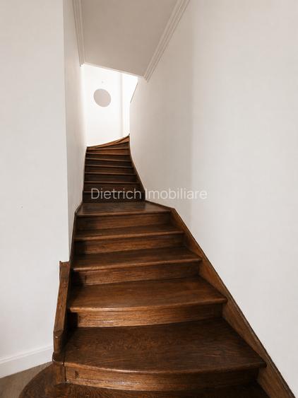 Închiriere Vilă   | 8 camere  | Zona Capitale - 13