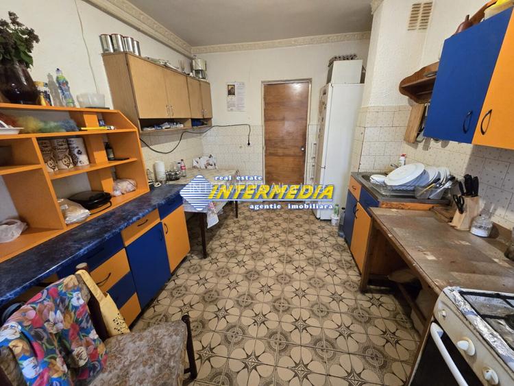 Apartament 4 camere  90 mp cu garaj si pivnita, decomandat - 5