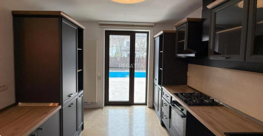 OXFORD GARDENS / VILA CU PISCINA / 4 DORMITOARE COMPLET RENOVATA - 4