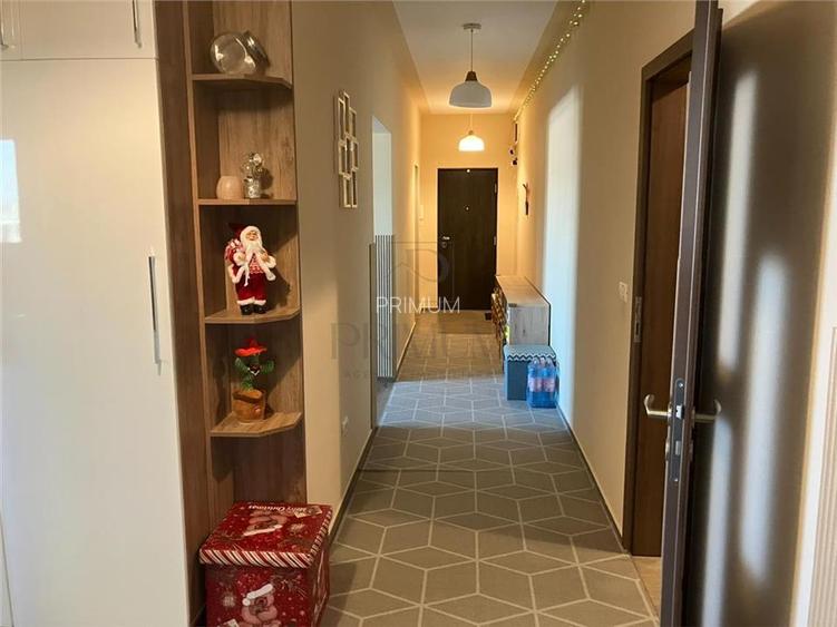 BUZIASULUI - PENTHOUSE LIFT - 3 cam - 2 bai - 2 terase - incalzire pardoseala - - 5