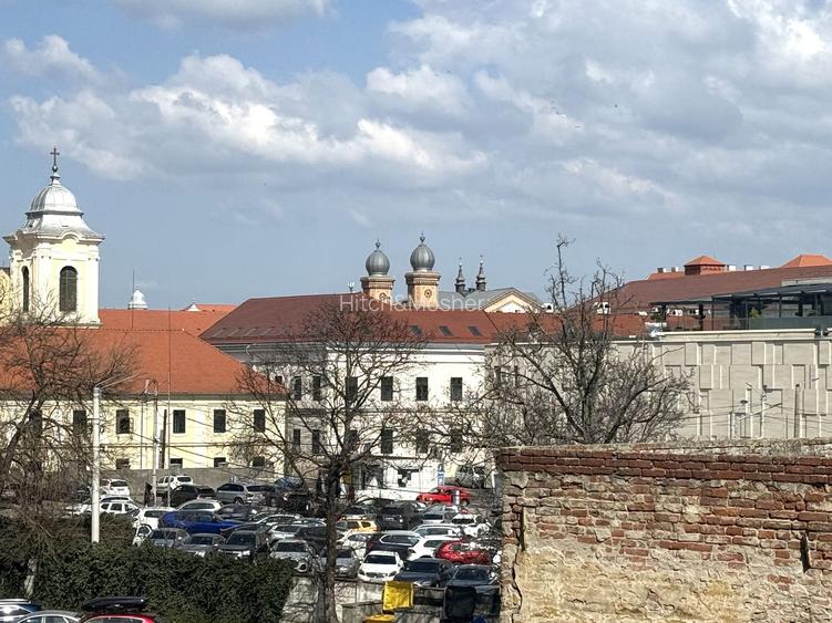 Adresă de prestigiu: 3 camere Piața Victoriei - 20