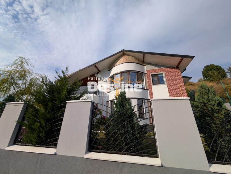 Casa individuala D+P 145 mp si 737 mp teren mobilata si utilata - Bucium Plopi - 2