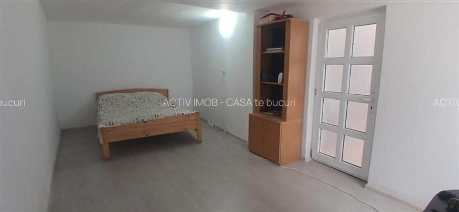 Casa 8 camere de vanzare Valea Voievozilor Targoviste 653mp teren - 8