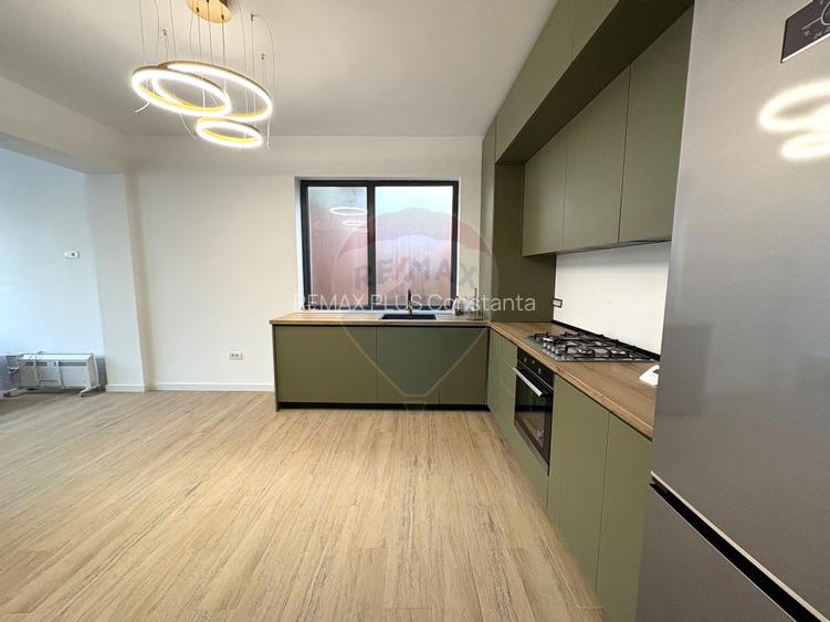 Casă / Vilă cu 4 camere de închiriat în zona Casa de Cultura - 15