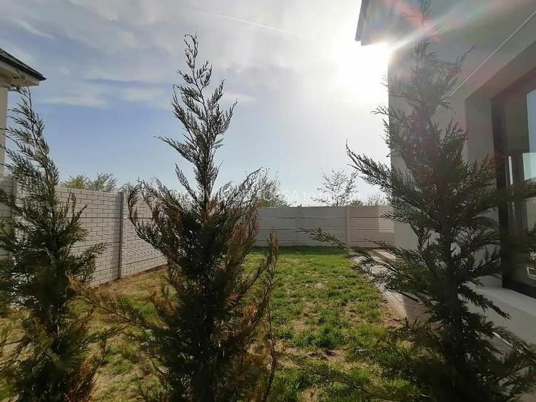 Casa- soseaua Bucuresti - Magurele -Carrefour(fosta Cora)- 195000E-  tva inclus - 3