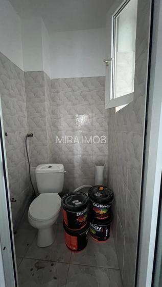 Clădire comercială D+P+2E, 575 mp, teren 500 mp – Chiajna (Roșu),  Bd. Uverturii - 7