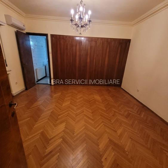 Universitate, Intercontinental, Blocul Roșu - 3