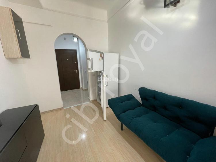 Garsoniera dubla,Universitate,langa metrou si Grand hotel,Bd. Nicolae Bălcescu - 10