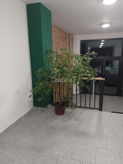 Apartament de închiriat în bloc nou - 3