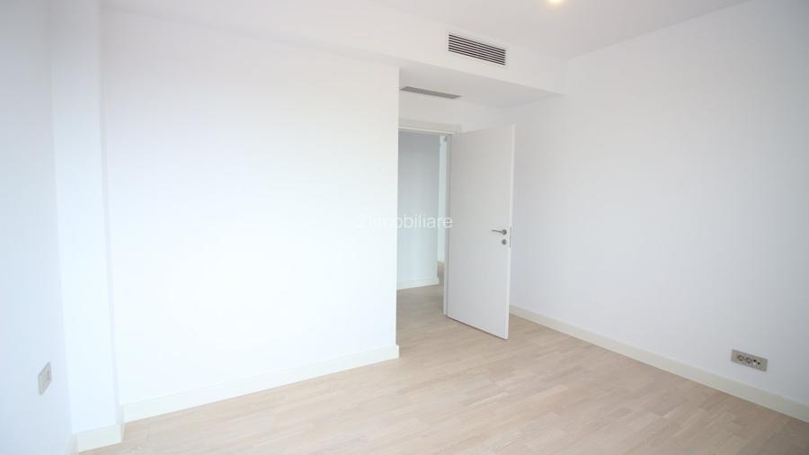 Penthouse 4 camere, 125 mp, 3 bai, terasa 97 mp, etaj 3/3, lift, singur pe etaj - 20