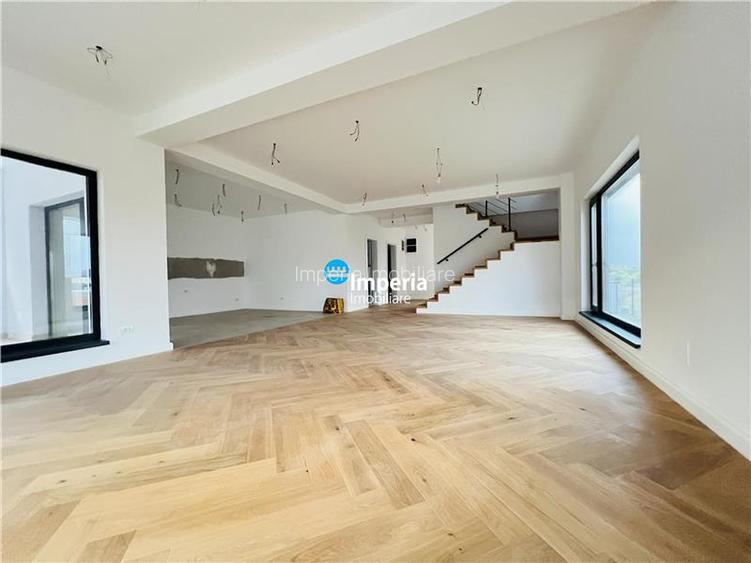 Persoana fizica de vanzare doua VILE DE LUX cu vedere la lac CORBEANCA - 4