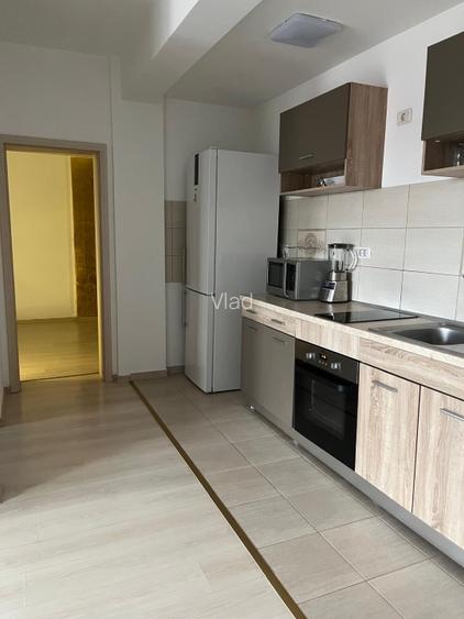 Apartament  Modern mobilat la cheie cu loc de parcare privat - 5