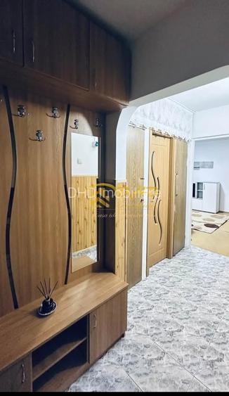 Apartament cu 3 camere, zona Dacia-Zimbru. - 2