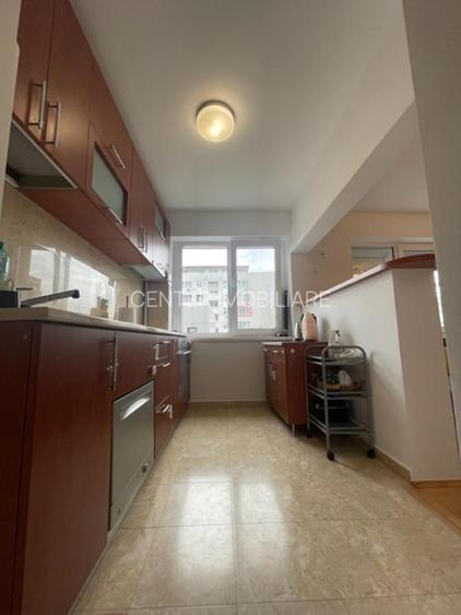 Piata Domenii, 3 camere deosebit, etaj 6, bloc reabilitat, 70 mp, vedere spate - 14