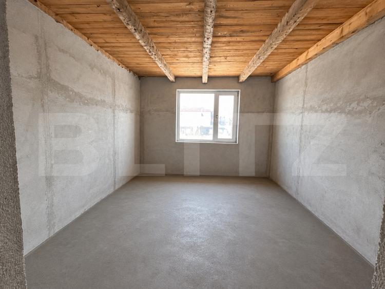 Casă la gri, 5 camere, zona Centrală - Alba Iulia