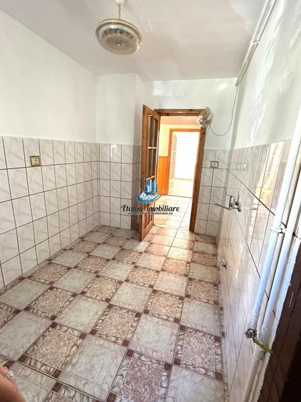 Apartament 3 camere, etaj 1, 84 mp utili, Calea Romanului