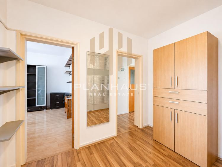 Apartament 3 camere | 85 mp | Garaj sub bloc + boxă | Cartier Săsar – zona O