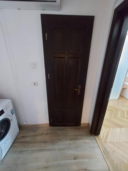 Proprietar - Inchiriez ap. 3 camere Centrul de Afaceri - Complex