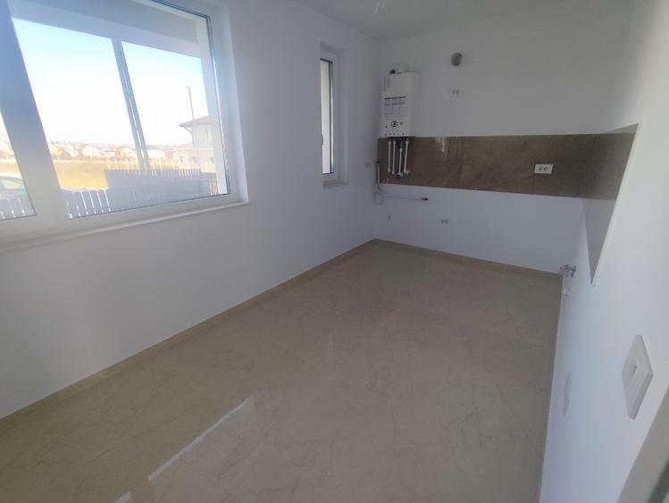 Duplex intabulat  la cheie 4   camere   Popas   Pacurari COD  160967