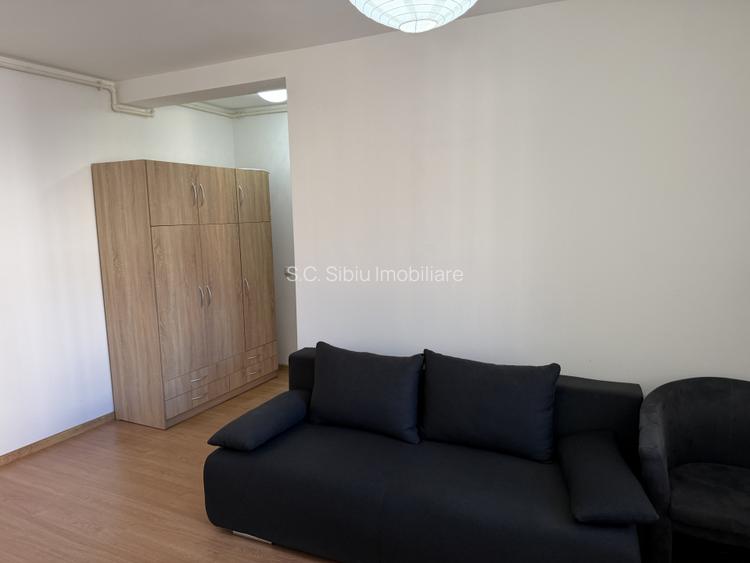 garsoniera  parter spatioasa  brana s - 3