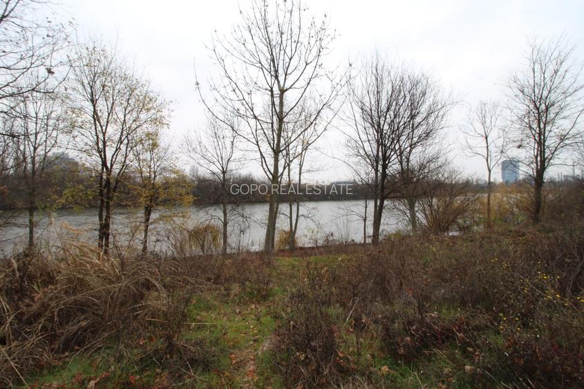 Teren 6000 mp pozitie deosebita lacul Baneasa adancime 140 m - 17