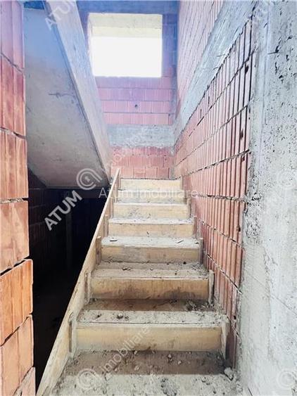 Casa cu 4 camere 2 bai si teren de 230 mp Selimbar - 25