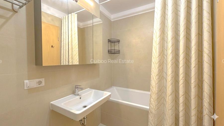 Studio in Kasper Coresi, vedere către aleea pietonală, loc de parcare si boxa - 9