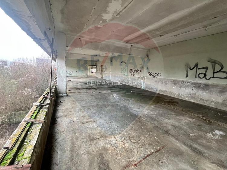 Investitie/vanzare/inchiriere-teren/4000mp/hala-zona de nord - 10