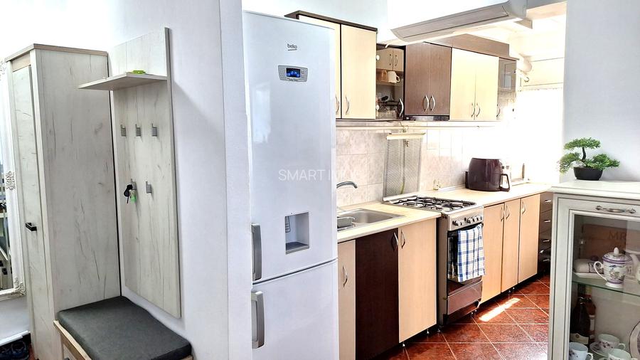 Apartament 3 camere 50mp +garaj mobilat utilat  52.000eur neg - 4