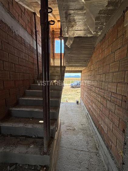 Teren cu bloc rezidential de vanzare,  P+1+M, 6 apartamente, investitie sigura, - 6