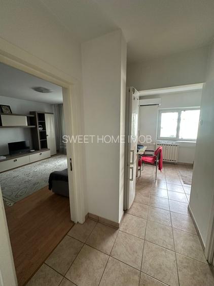 Colentina inchiriere garsoniera cu boiler electric Restaurant Margineni - 3