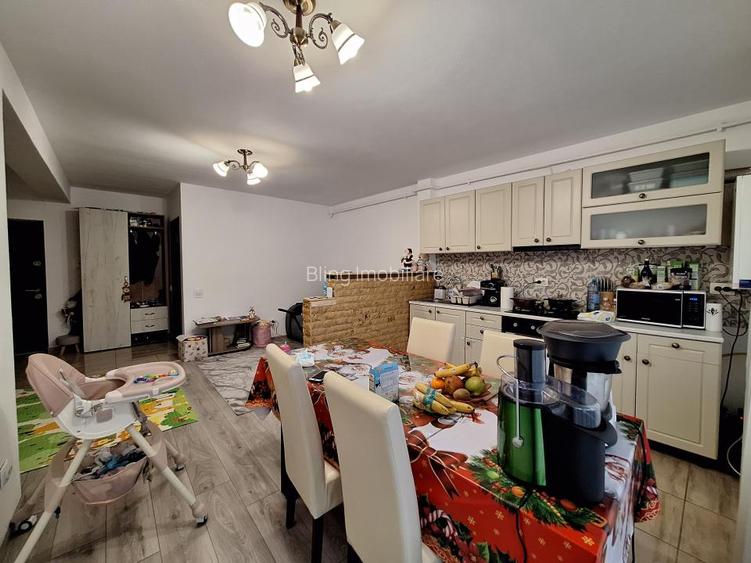 Apartament cu 2 camere, 54 mp, balcon, zona Terra - 4