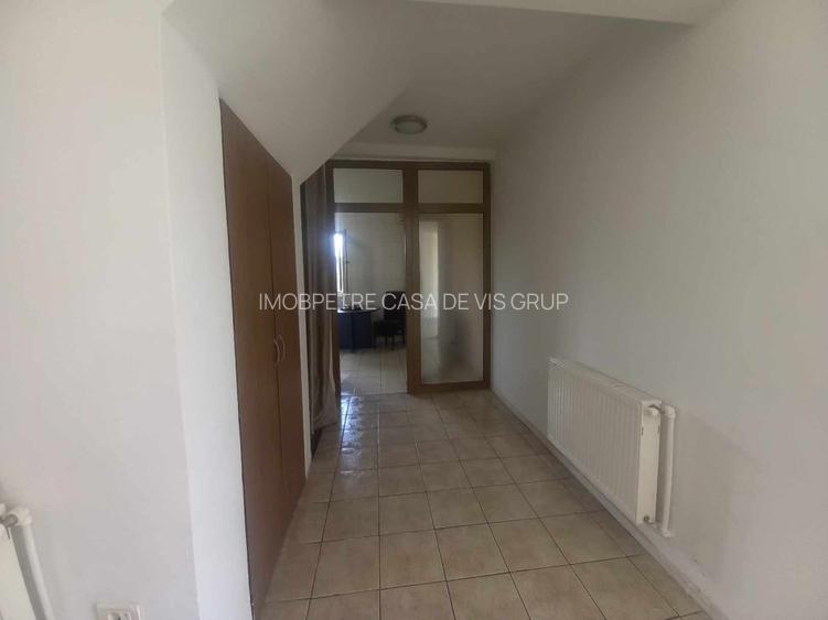 Casa de vanzare la 5 min de Centru cu trei nivele (D+P+1) si teren de 4300mp - 32