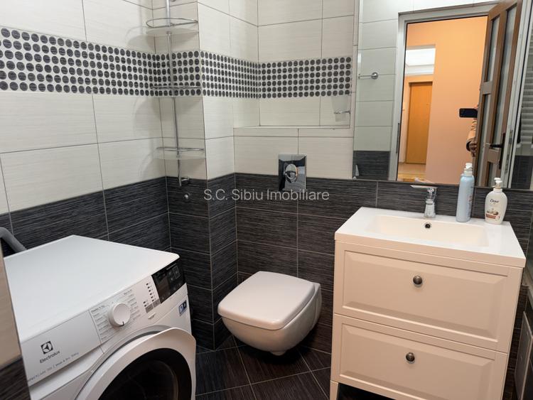 apartament modern 3 camere  central str. noica politie et 1 - 7